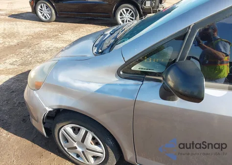 2007 Honda Fit из США, поврежденный, VIN JHMGD38427S052593